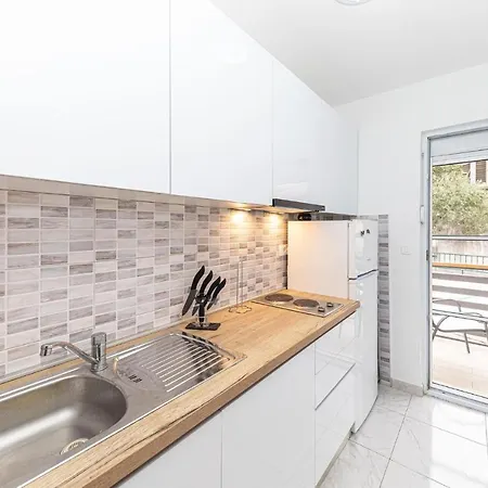Appartement Lovely In With Wifi Klek